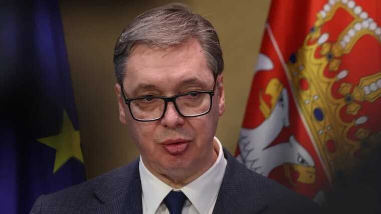 Президент Сербии Вучич не смог долететь до Москвы из-за воздушной тревоги