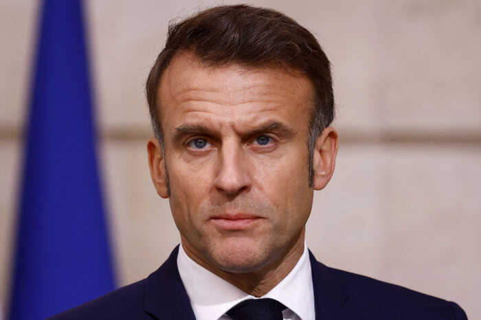 Во Франции запретят детям до 15 лет пользоваться соцсетями