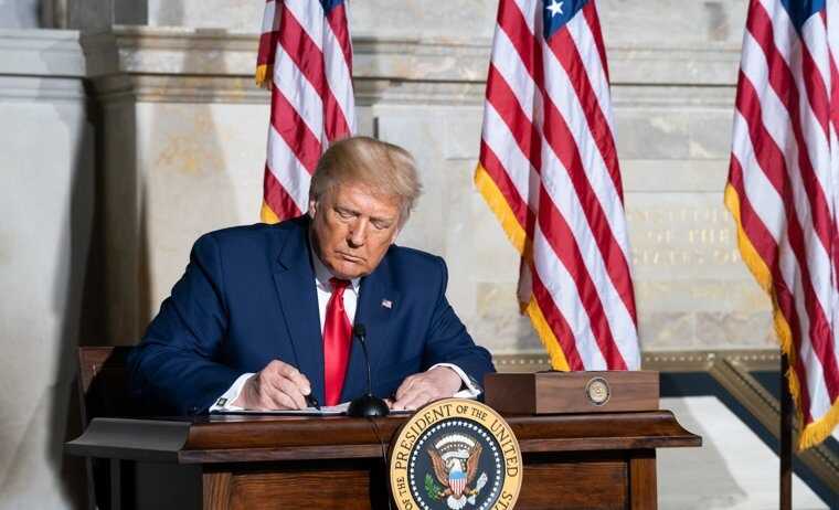 Трамп обвинил Израиль и Иран в нарушении режима прекращения огня