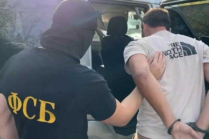 ФСБ впервые за 11 лет проверяет крымский Совет министров по подозрению в слиянии власти с криминалом