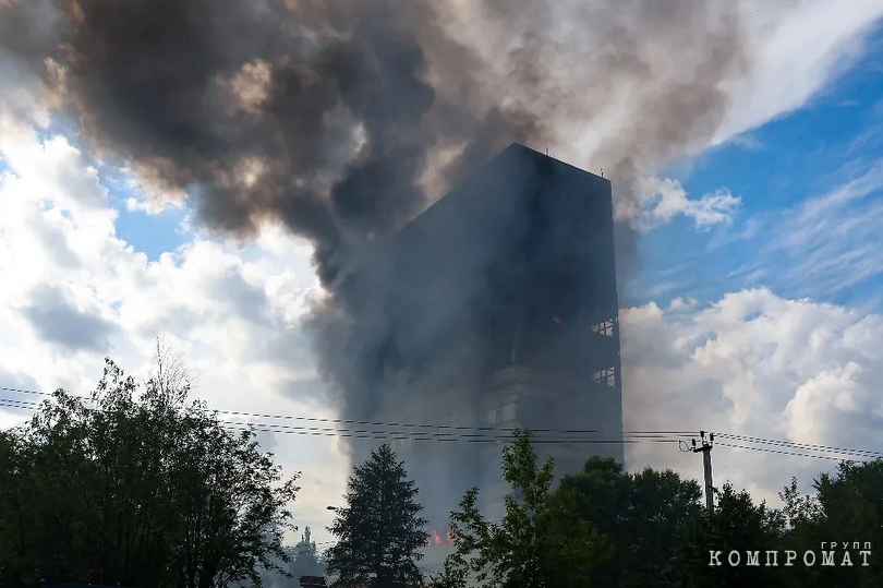 По данным базы СПАРК, в помещениях центра на Заводском проезде зарегистрированы ещё около 100 действующих компаний различного профиля